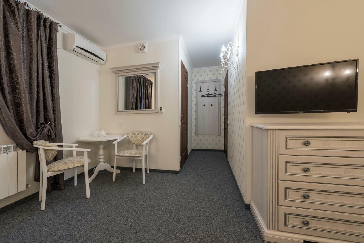 Mini Hotel Ryleev Jarkov Exterior foto